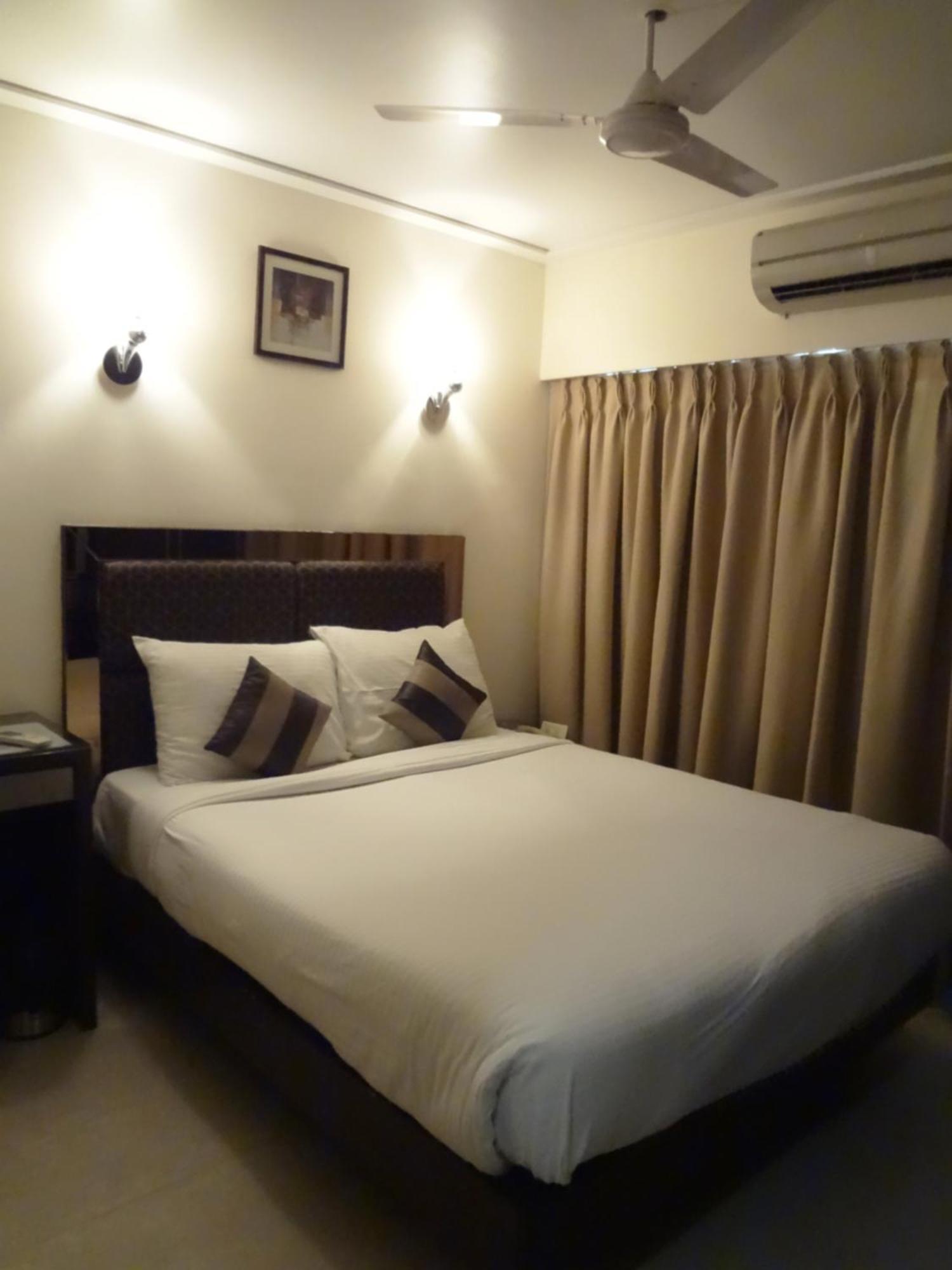 Hotel Suba Galaxy Βομβάη Εξωτερικό φωτογραφία